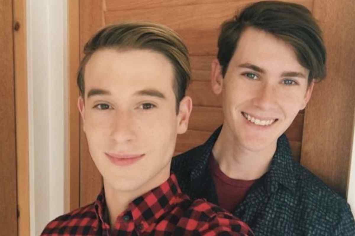 Tyler Henry Net Worth 2023 Age, Family, Girlfriend, Dating, BioWiki