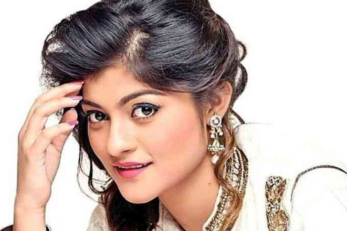 prakruti mishra net worth 2022