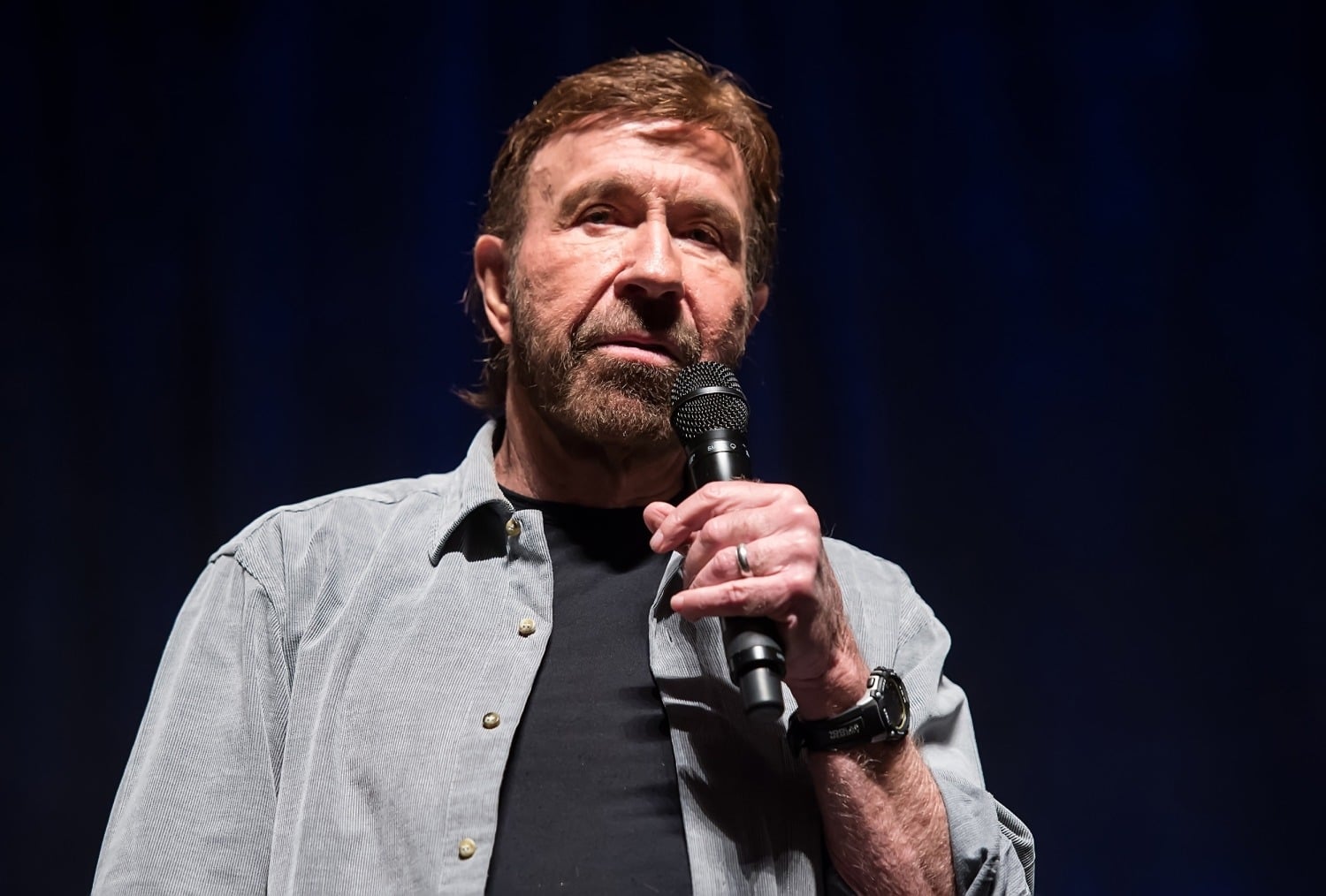 Chuck Norris was not at pro-Tump rally, viral photo was of 'look-alike,'  representative says