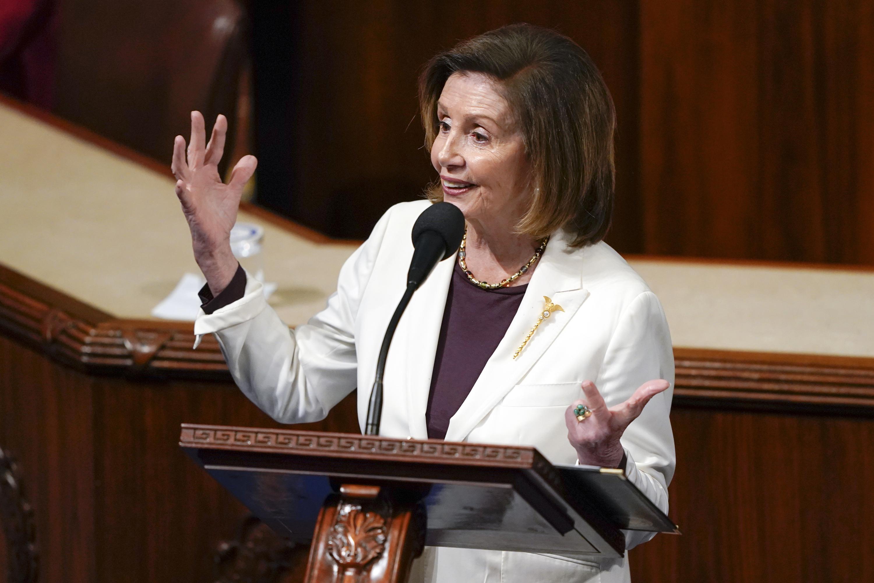 Pelosi to step down from House leadership, stay in Congress | AP News