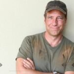 Is Mike Rowe Married?