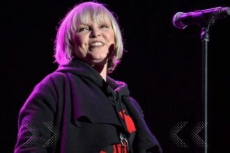 pat benatar net worth