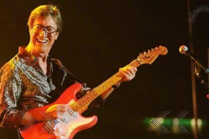 where is hank marvin now