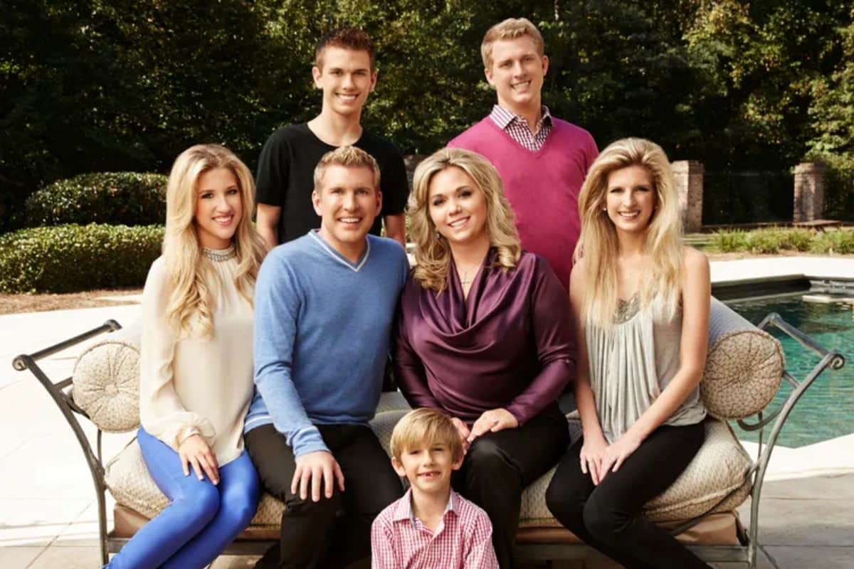 Todd Chrisley's wife and five childrens