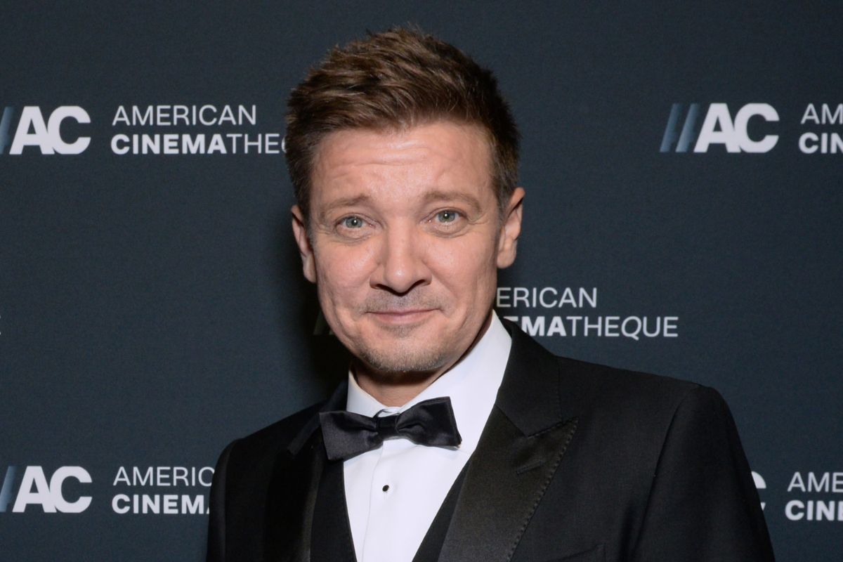 Is Jeremy Renner Gay? Here’s What We Know About His Sexuality