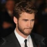 who is liam.hemsworth dating