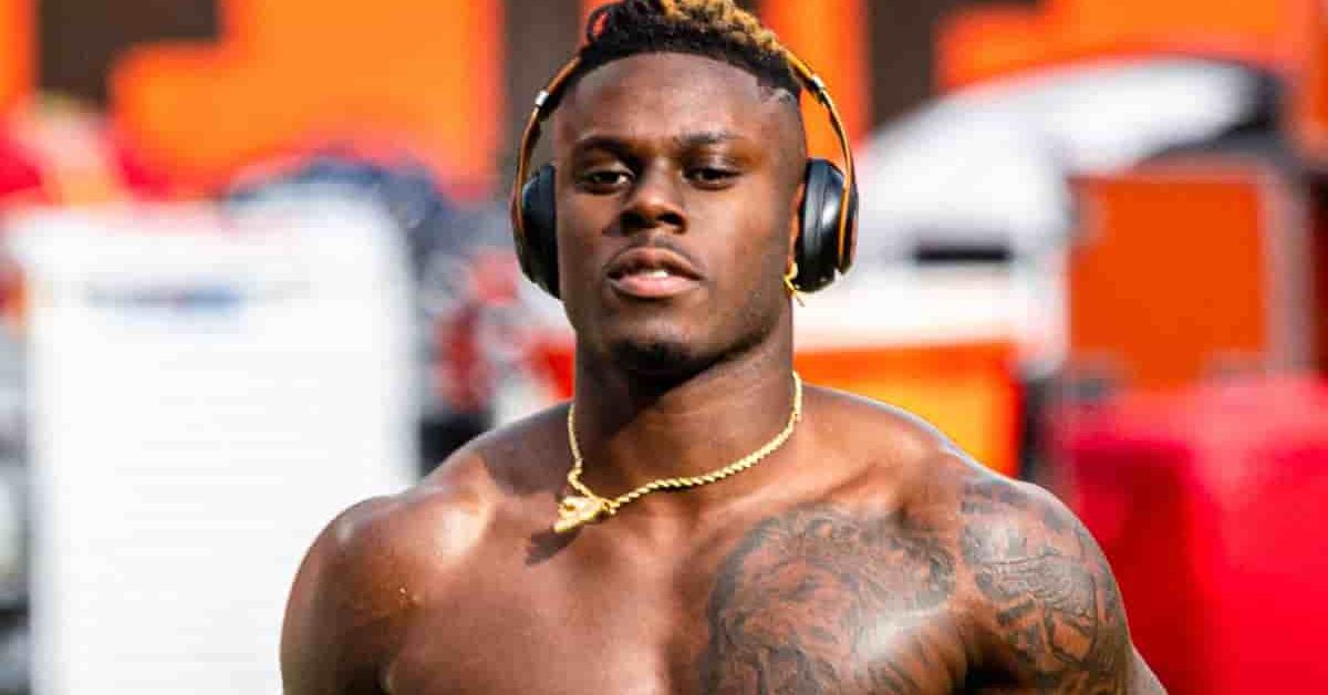 Is David Njoku Gay?